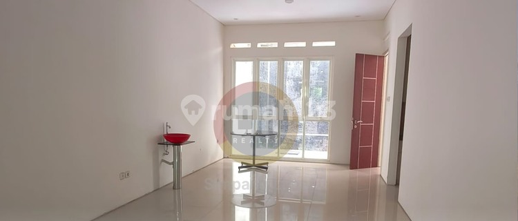 Rumah istimewa di Puspowarno dekat Superindo 1