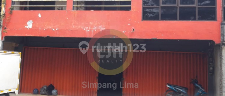 Ready-to-Use Shop House in Puri Anjasmoro, Semarang Near the Airport 1