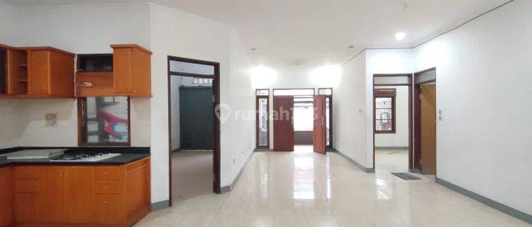 Disewa Rumah Taman Holis Indah 1