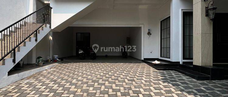 Rumah Mewah Classic Fully Furnished Kemang Jakarta Selatan 1