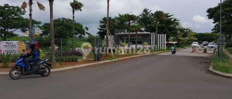 Rumah di Jual 2 Lantai Semi Furnished di River Garden Jgc Cakung 1