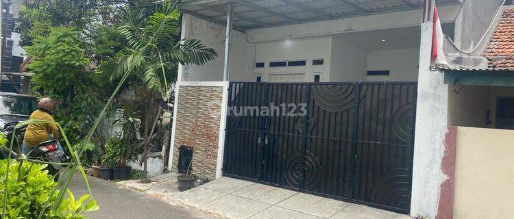 Dijual Rumah Bagus Modern Minimalis Dekat Arion Rawamangun 1