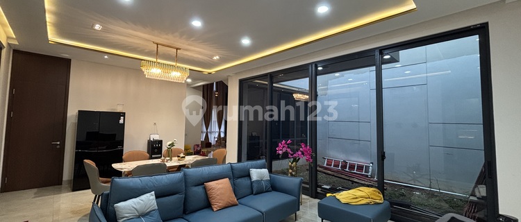 Atherton 3-Storey House in Kota Wisata 1