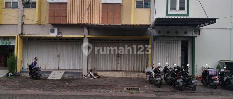Affordable 2-Story Shop House in Central City at King Safira Sidoarjo 1