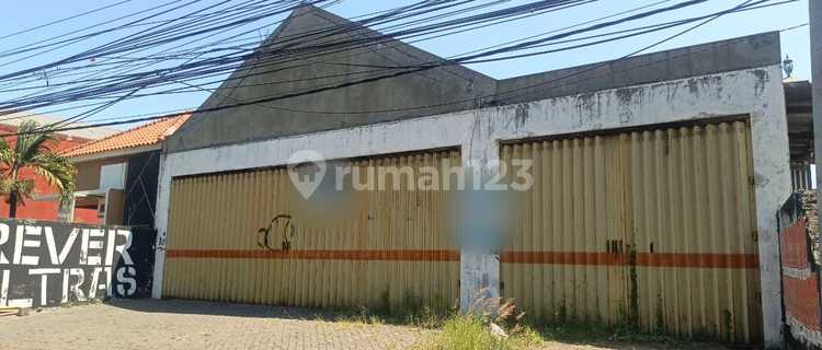Shop at 0 Jalan Raya Buduran, Strategic Location, Ready to Use 1