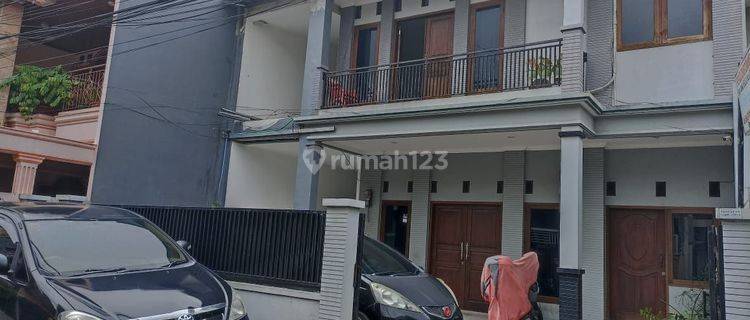 Rumah di Jl. Johar Baru V Jakarta Pusat 1