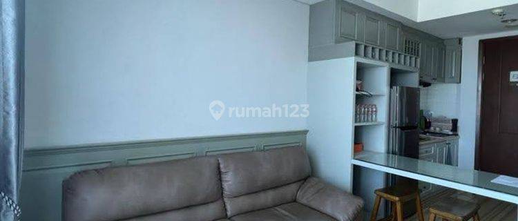 Apartemen merah 2 bed room full furnished Grand Sungkono Lagoon 1