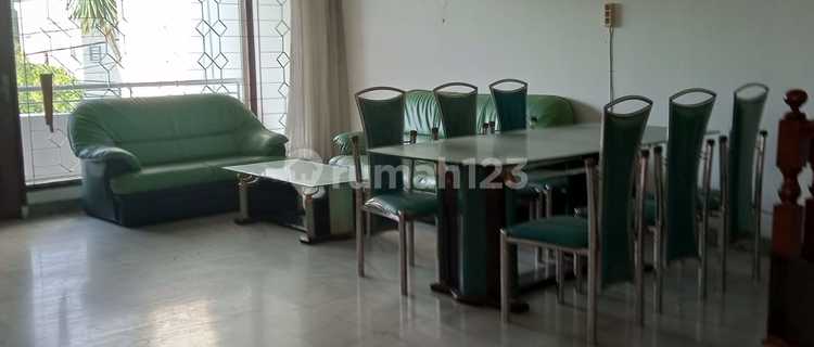 Rumah Puri Indah luas 12x30m pinggir jalan besar harga dibawah njop 1
