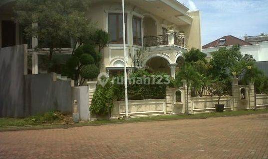 Rumah 2 Lantai Semi Classic di Pantai Mutiara - Pluit 1