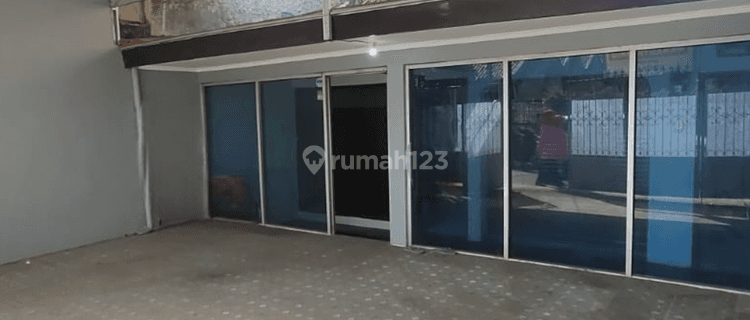 Di Sewakan Ruang Usaha di Melong Cijeurah, lingkungan ramai 1