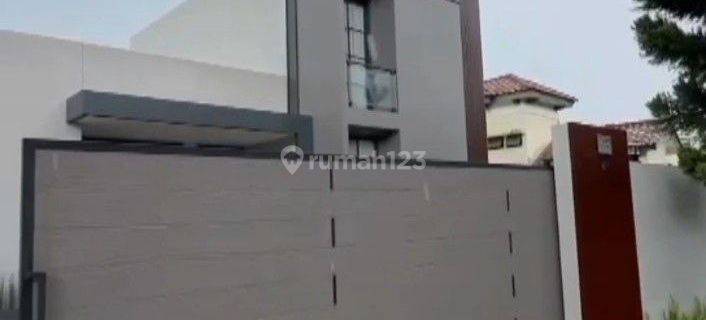 Villa Swimming Pool Puncak Ccipanas di Jalan Sindanglaya Raya Sindangjaya , Cianjur SHM 1