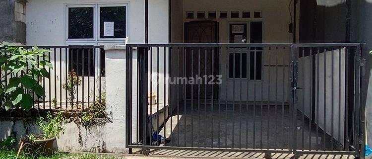 Disewakan rumah di Regency Melati Mas BSD 1