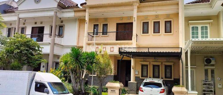 Rumah 2 Lantai Furnished Siap Huni Laguna Regency Pakuwon City Surabaya Timur 1