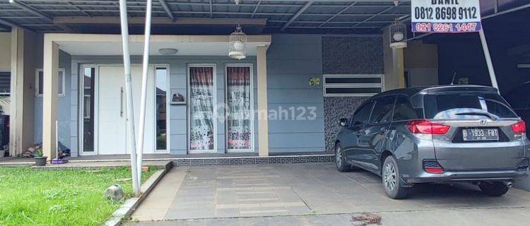 Rumah 2 lantai siap huni  1