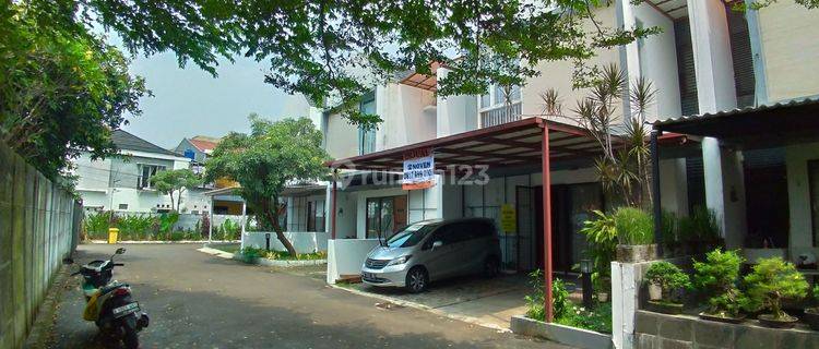 Rumah Townhouse Siap huni di Rempoa Ciputat One Gate 1