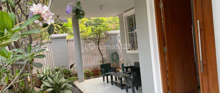 Rumah Bagus Semi Furnished SHM di Jalan Kudus, Jakarta Pusat Siap Pakai 1