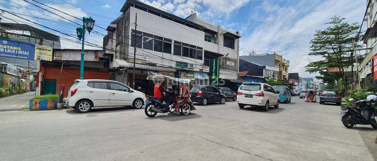 Ruko strategis tengah kota dekat sentral jl diponegoro makassar  1