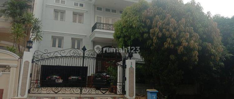 Dijual Cepat Rumah Mewah Katamaran Permai With Pool 1