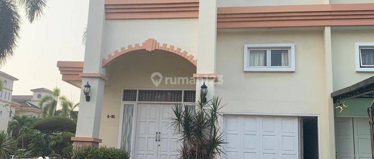 Dijual Townhouse Pluit Samudra Hoek Semi Furnished 1