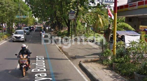 Tanah strategis nol jalan cocok tuk usaha(commercial area RAYA BUDURAN 1