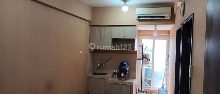 PURI PARK VIEW TOWER E SEMI FURNISHED 1