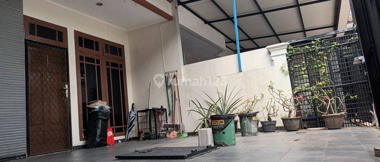 082110370707 RUMAH CANTIK TAMAN RATU INDAH 5 KT 1