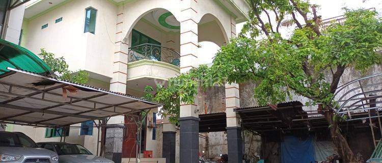 RUMAH HOKIE VILLA TOMANG BESAR BELAKANG 1