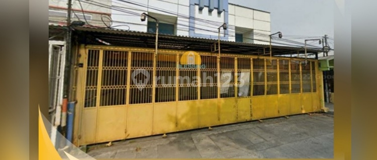 Ruko premium pinggir jalan raya strategis  1