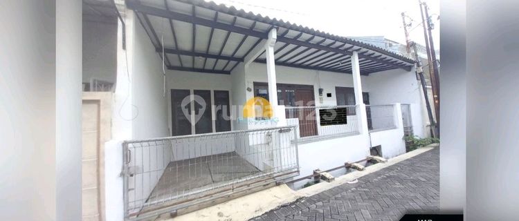 Ready-to-Use Single-Story House in the City Center of Tanah Mas 1