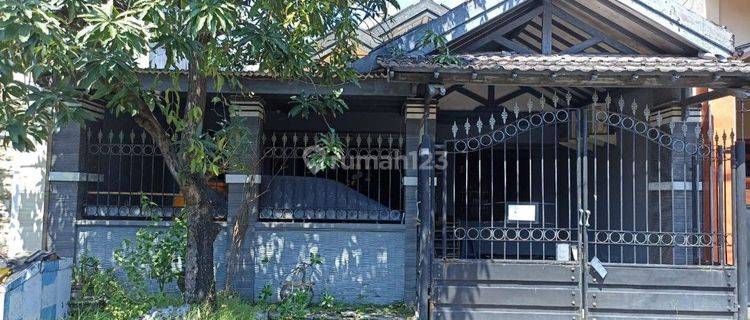 Rumah Jual Cepat Murah Dekat Club House Pondok Candra 1