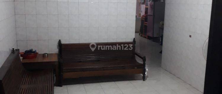 Dijual Rumah 2 Lantai di Rawamangun 1