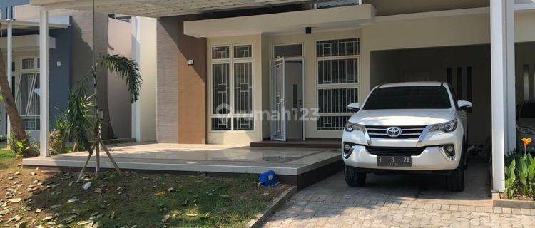 Rumah Bagus yang nyaman di cluster elite semarang barat 1