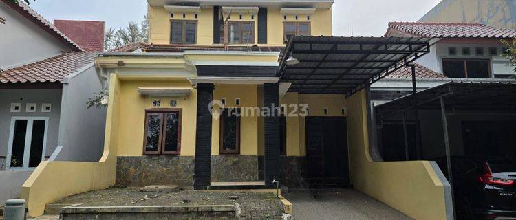 Rumah 2 Lantai Bagus Di Perumahan Bsb Cluster  1