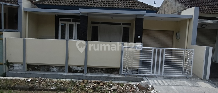 Disewakan Rumah Permata Cempaka Hasanuddin 1