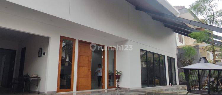 Disewakan Hanya Untuk Ekspatriat Rumah Full Furnished Bukit Sari 1