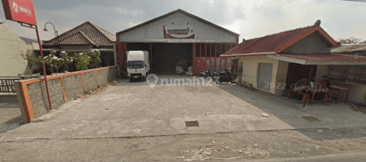 GUDANG BANGUNTAPAN AKSES CONTAINER 1