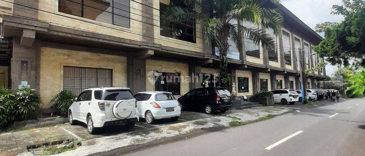 (F72) GEDUNG SERBAGUNA eks KAMPUS 1