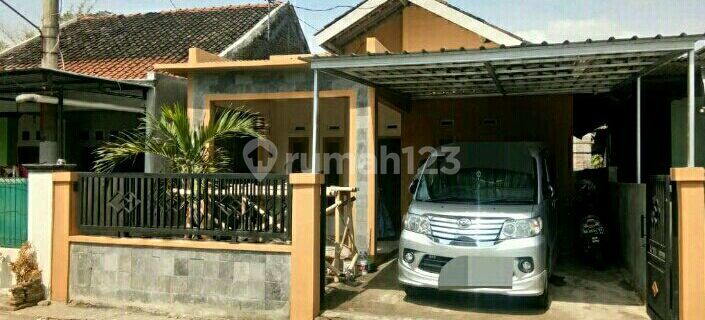 Nice House Near Akfis Colomadu Campus 1