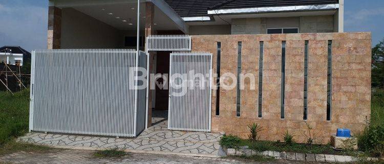 rumah 2 lantai minimalis siap huni 1