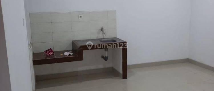 Rumah Samara Village 3 Lantai 4 Kamar Rapi Siap Huni 1