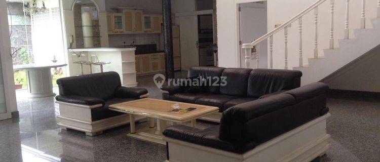 Rumah 2 Lantai Bagus Surya Setra 1