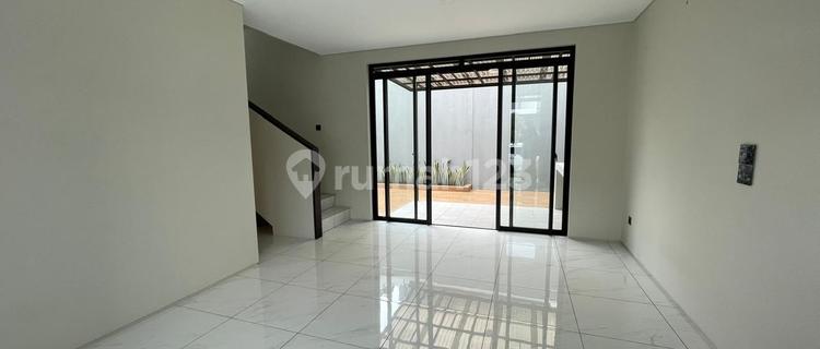 Nice House in the New City of Parahyangan Punawangi 1