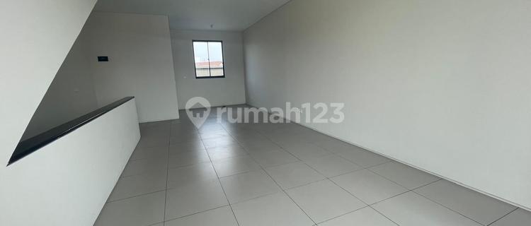 Ruko Bagus Kota Baru Parahyangan Sasakirana 1
