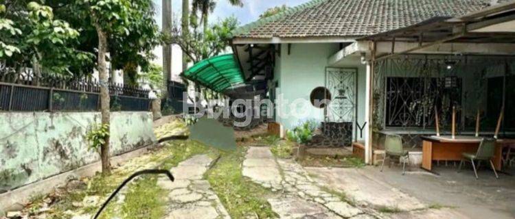 RUMAH HUK BENHIL COCOK DIBANGUN KANTOR ATAU RUMAH KOST 1