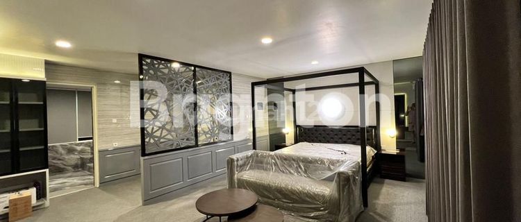 Villa / Taman Dayu Luxury House 1