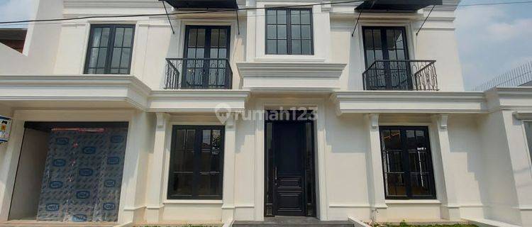 Rumah baru american classic di bangka kemang jaksel 1