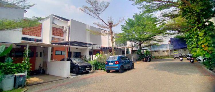 Rumah Minimalis Modern Furnished Dlm Cluster Cireundeu Dkt Mrt  1