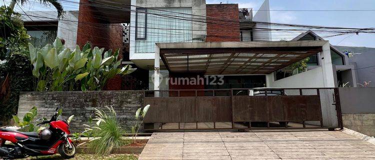 Rumah Siap Huni Furnished Dlm Komp Petukangan Selatan Dekat Tol 1