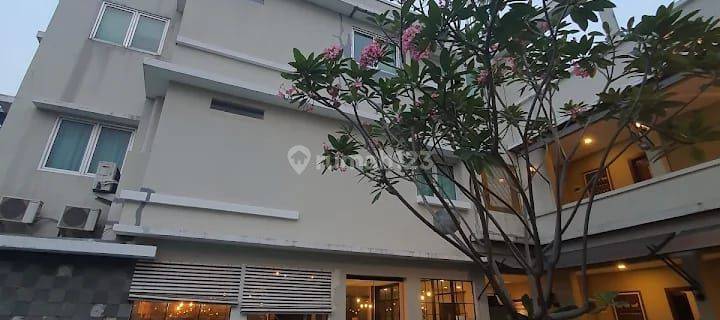 Hotel dan Apartemen masih aktif 2.5 lantai di Cilandak  1