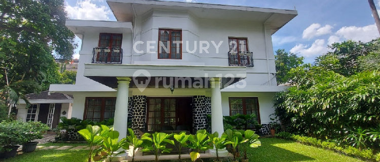 Rumah Mewah 2 Lantai Bisa Untuk Tinggal Dan Usaha Di Menteng  1